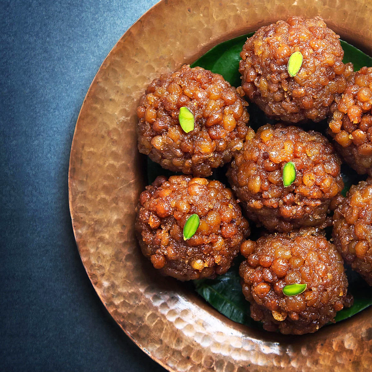 Laddu Doodh